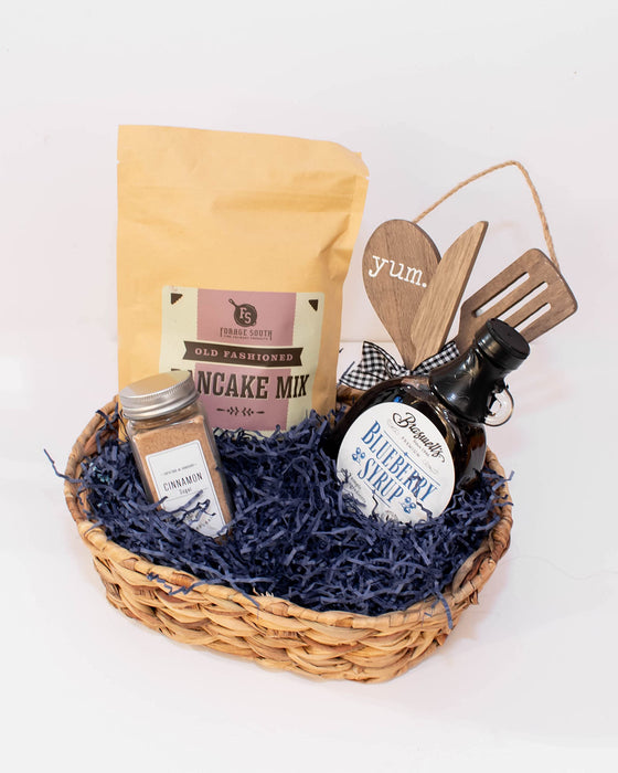 MagicWater Supply - 1 LB - Blue - Soft & Thin Crinkle Cut Paper Shred Filler great for Gift Wrapping, Basket Filling, Birthdays, Weddings, Anniversaries, Valentines Day, and other occasions