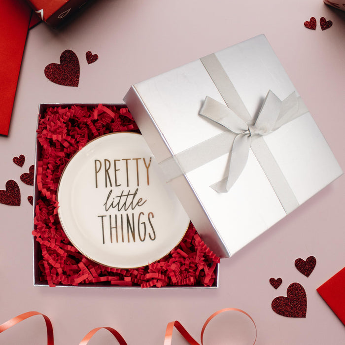 MagicWater Supply Soft & Thin Crinkle Cut Paper - 2 LB - Red - Paper Shred Filler for Gift Wrapping, Basket Filling, Birthdays, Weddings, Anniversaries, Valentines Day, and other occasions