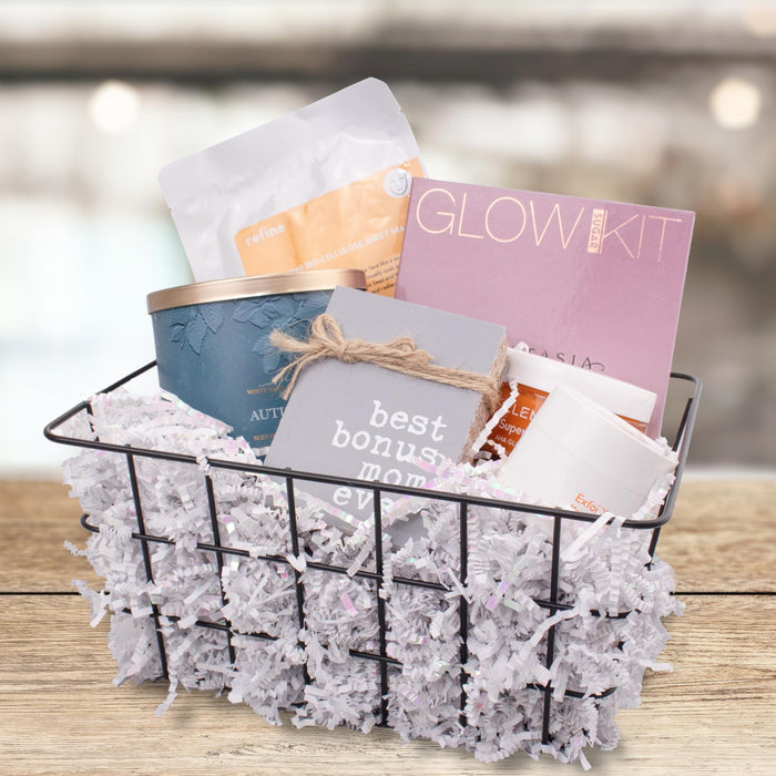 MagicWater Crinkle Cut Paper for Gift Baskets - 5LB Diamond White - Perfect for Shredded Paper Filler, Basket Filler, Gift Boxes, Bridesmaid Gifts,Christmas Stuffers & More - Ideal for All Occasions