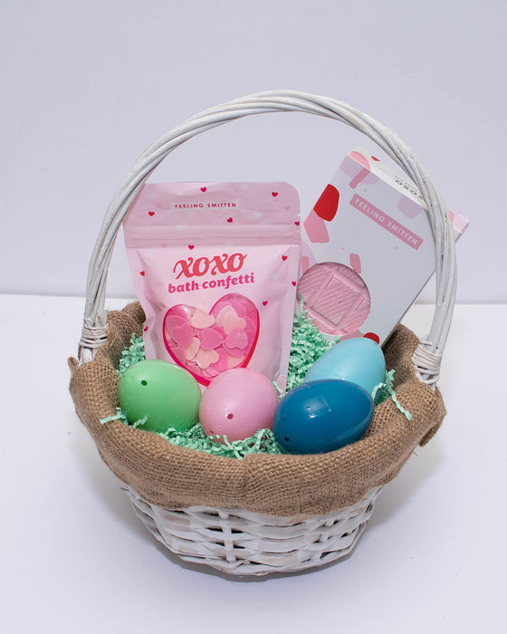 MagicWater Supply - 5 oz - Mint Green - Soft & Thin Crinkle Cut Paper Shred Filler great for Gift Wrapping, Basket Filling, Birthdays, Weddings, Anniversaries, Valentines Day, and other occasions