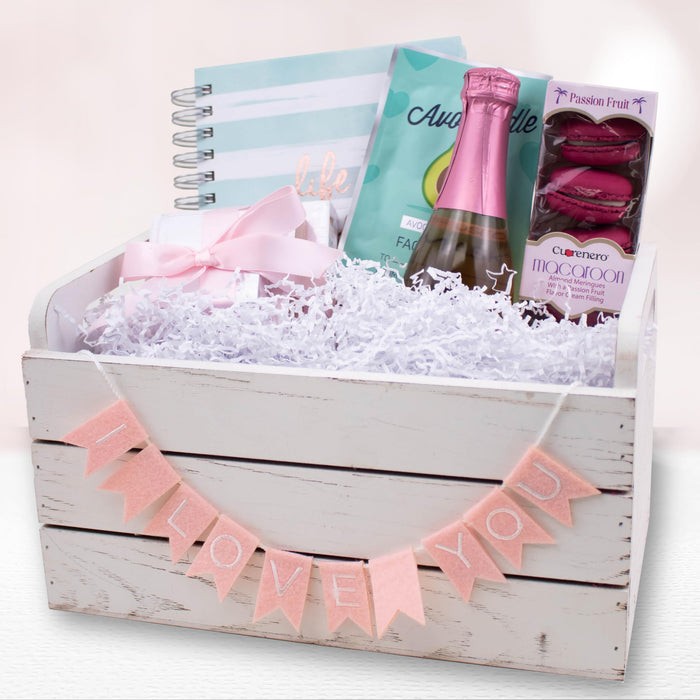 MagicWater Supply - 1 LB - White - Soft & Thin Crinkle Cut Paper Shred Filler great for Gift Wrapping, Basket Filling, Birthdays, Weddings, Anniversaries, Valentines Day, and other occasions